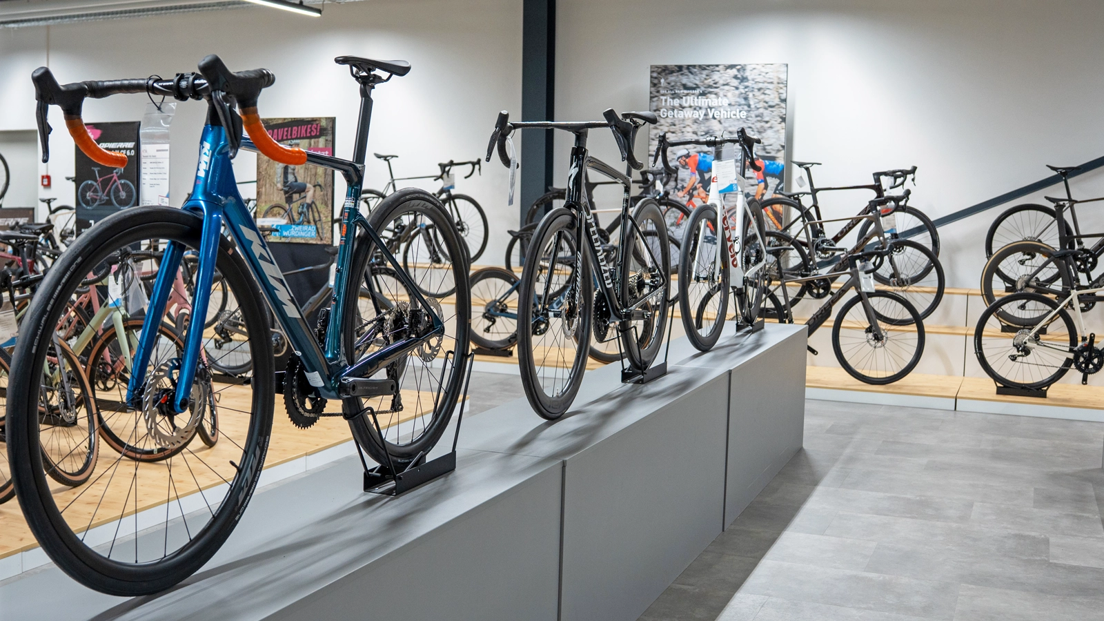 Große Auswahl an Gravelbikes bei Zweirad Würdinger